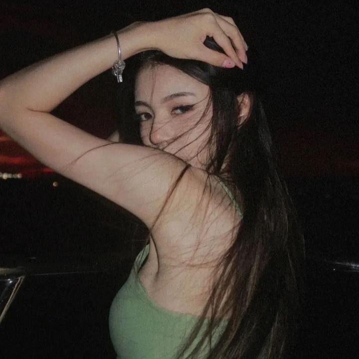 女税务员